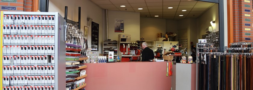 Schoenreparatie en Sleutelservice "De Leest"